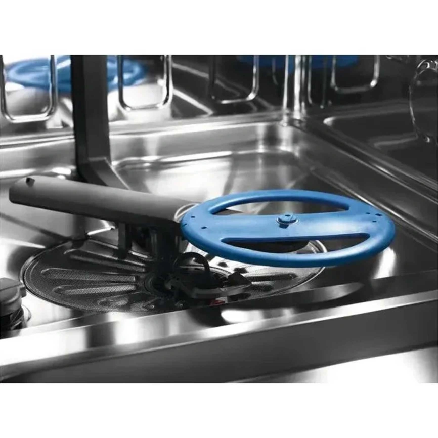 Посудомоечная машина Electrolux EES47320L White фото 5